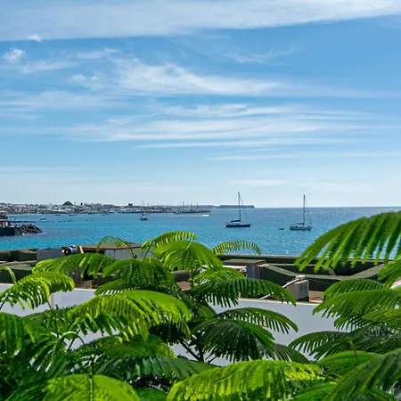 Dorada Center Close To The By Pvl Daire Playa Blanca